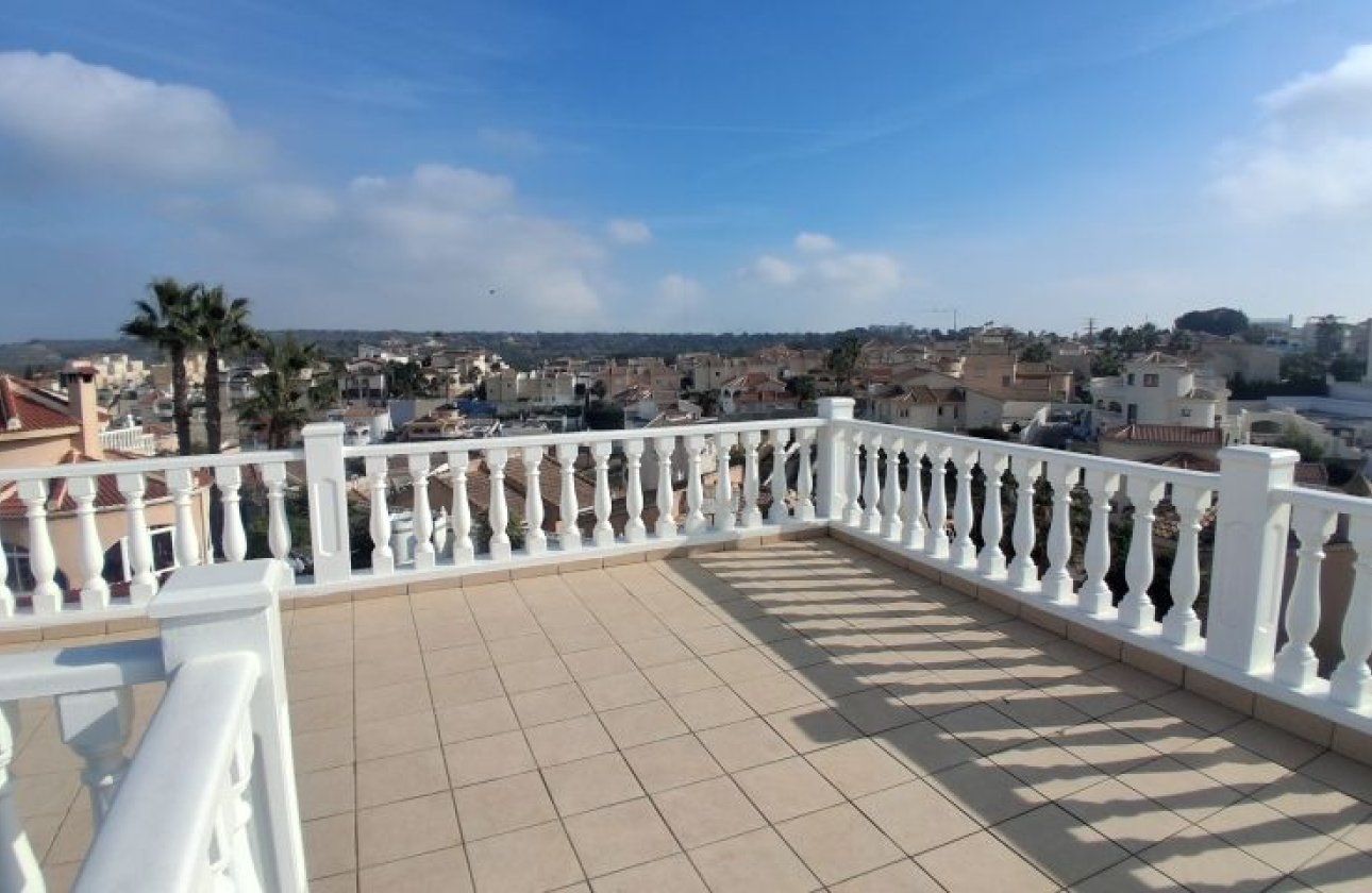 Resale - Villa - Rojales