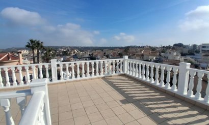 Resale - Villa - Rojales