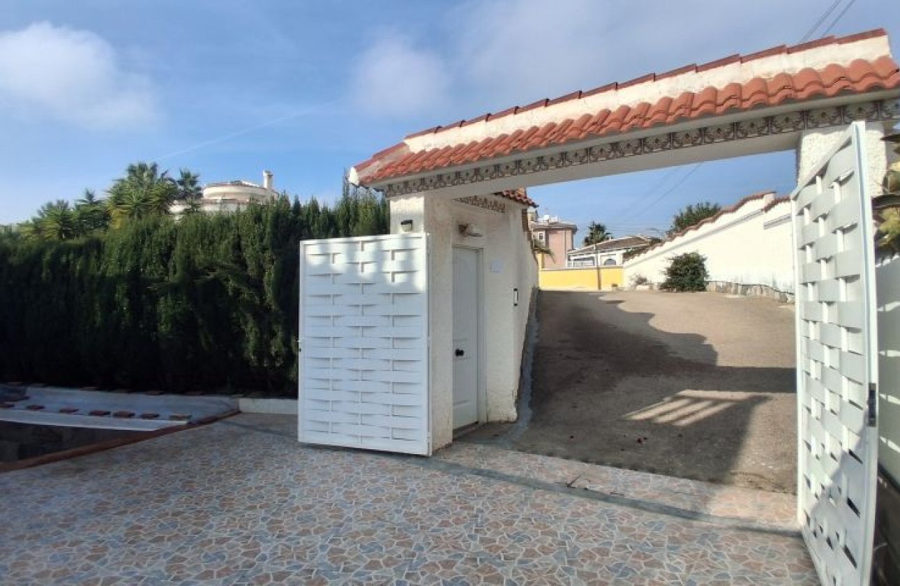 Resale - Villa - Rojales