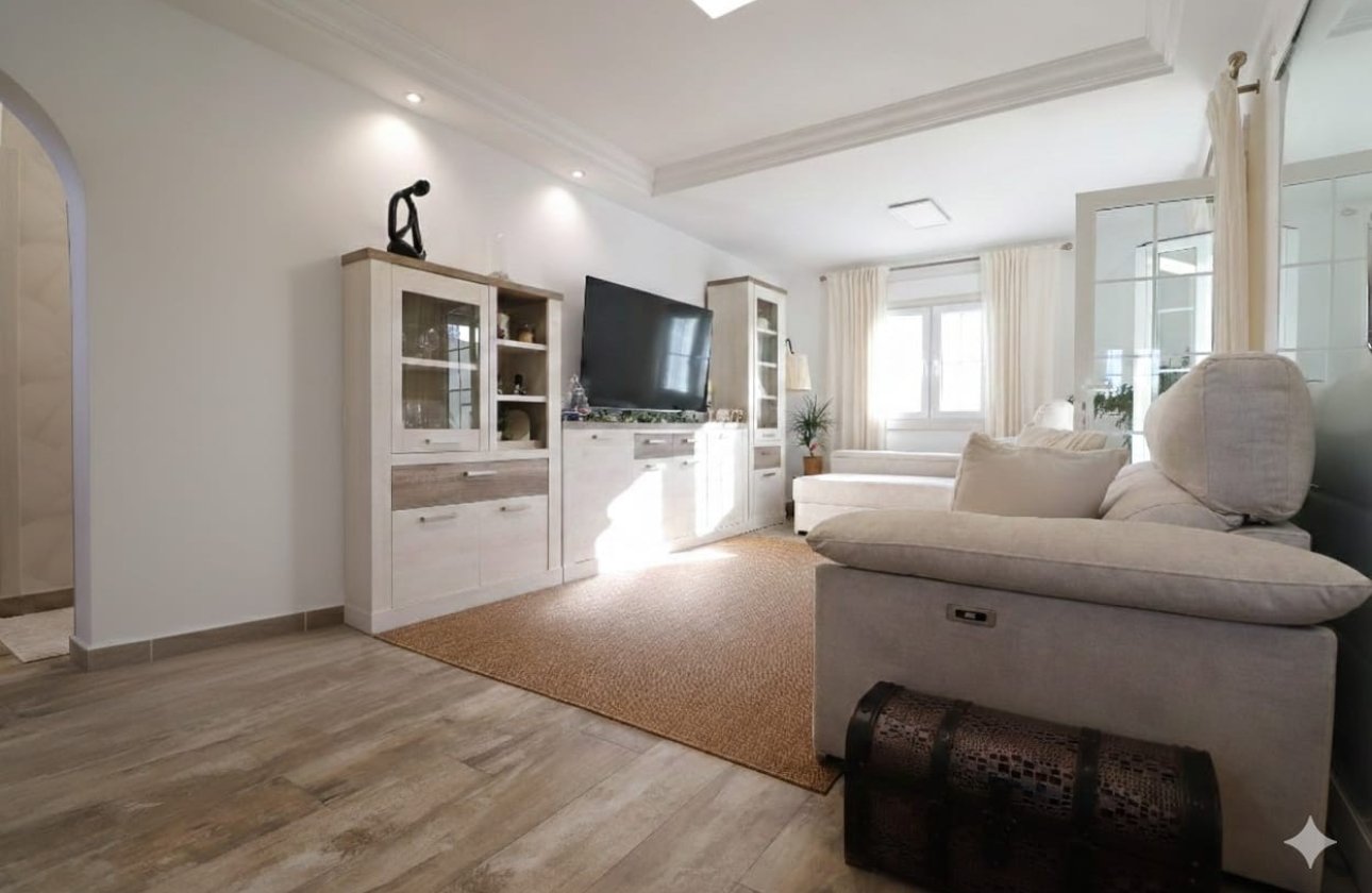 Resale - Villa - Orihuela Costa - Villamartin