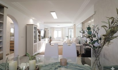 Resale - Villa - Orihuela Costa - Villamartin