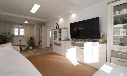 Resale - Villa - Orihuela Costa - Villamartin