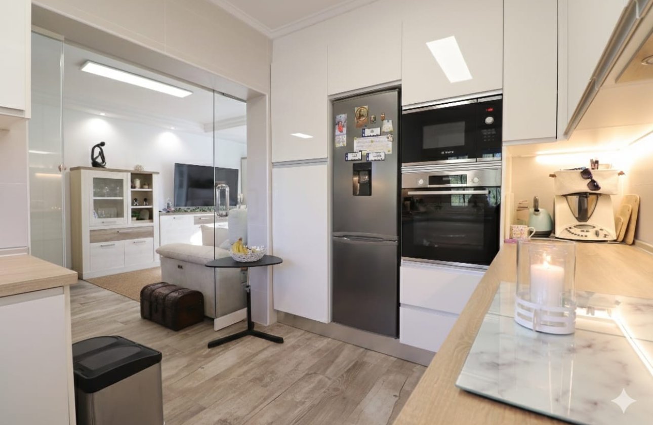 Resale - Villa - Orihuela Costa - Villamartin