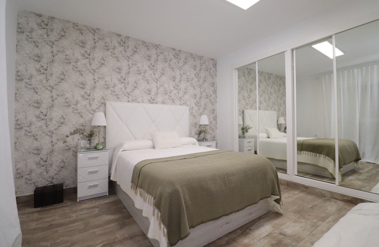 Resale - Villa - Orihuela Costa - Villamartin