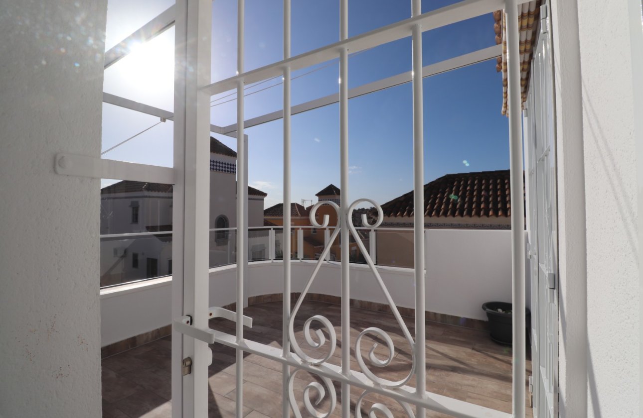 Resale - Villa - Orihuela Costa - Villamartin
