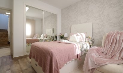 Resale - Villa - Orihuela Costa - Villamartin