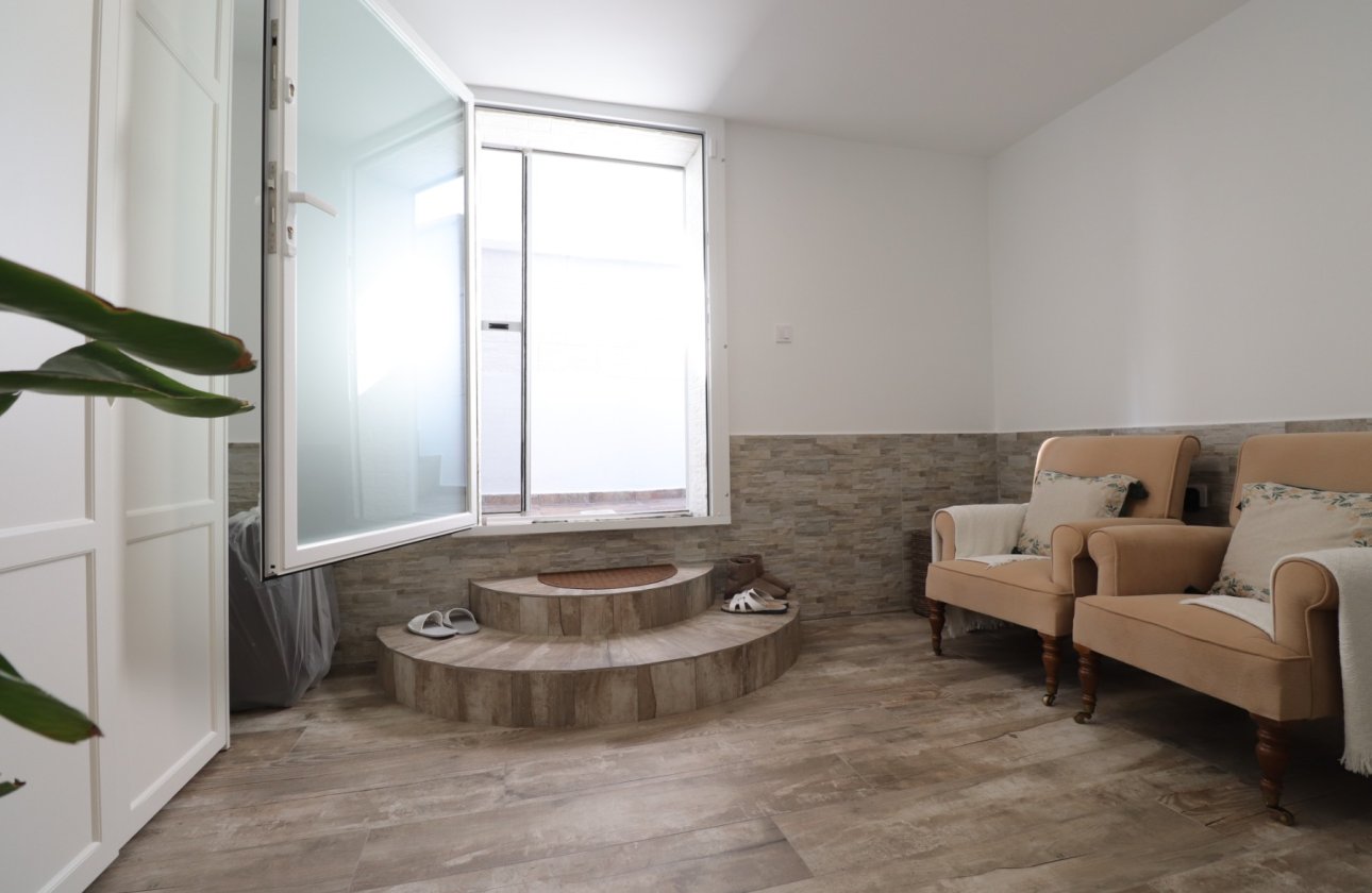 Resale - Villa - Orihuela Costa - Villamartin