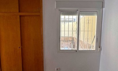 Reventa - Apartamento / piso - Orihuela Costa - Playa Flamenca