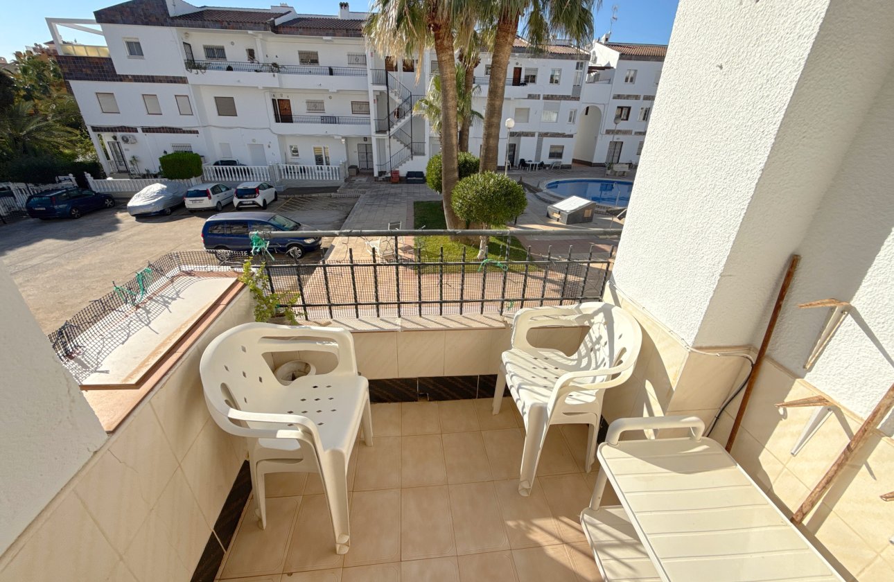 Resale - Apartment / flat - Punta Prima