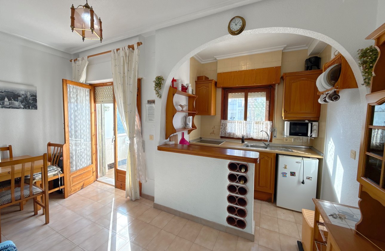 Resale - Apartment / flat - Punta Prima