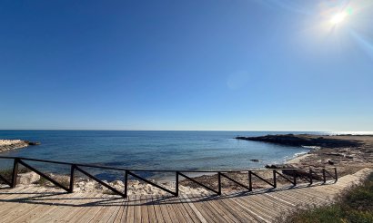 Resale - Apartment / flat - Punta Prima