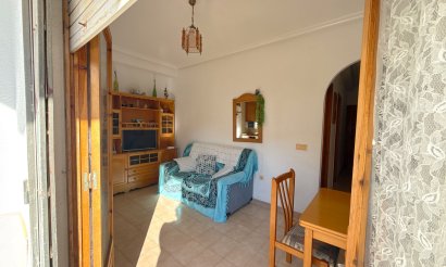 Resale - Apartment / flat - Punta Prima
