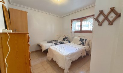 Resale - Apartment / flat - Punta Prima