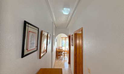Resale - Apartment / flat - Punta Prima