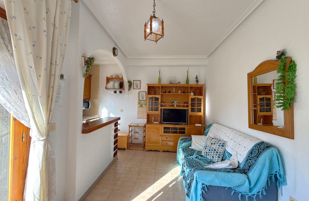 Resale - Apartment / flat - Punta Prima