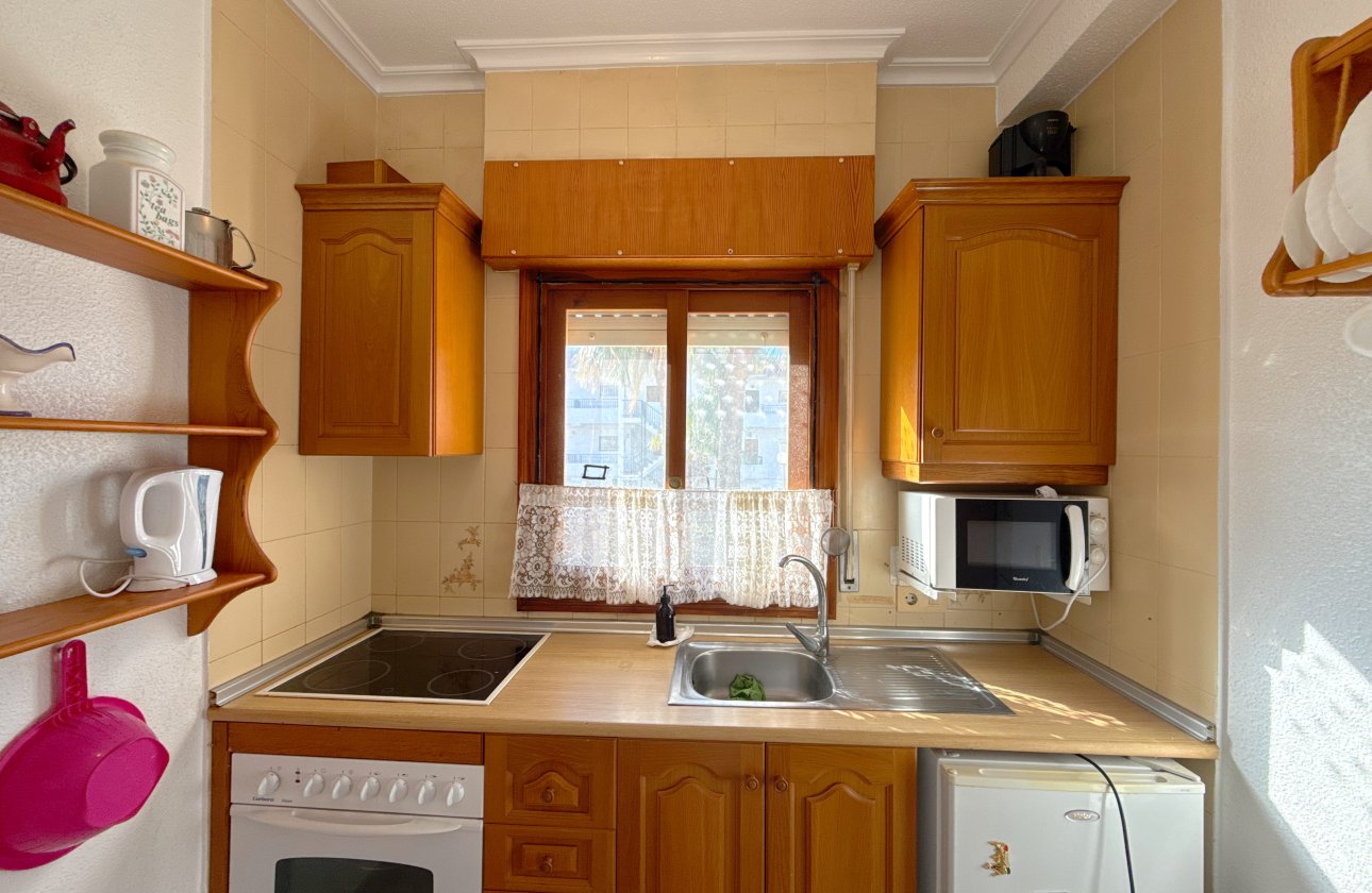 Resale - Apartment / flat - Punta Prima