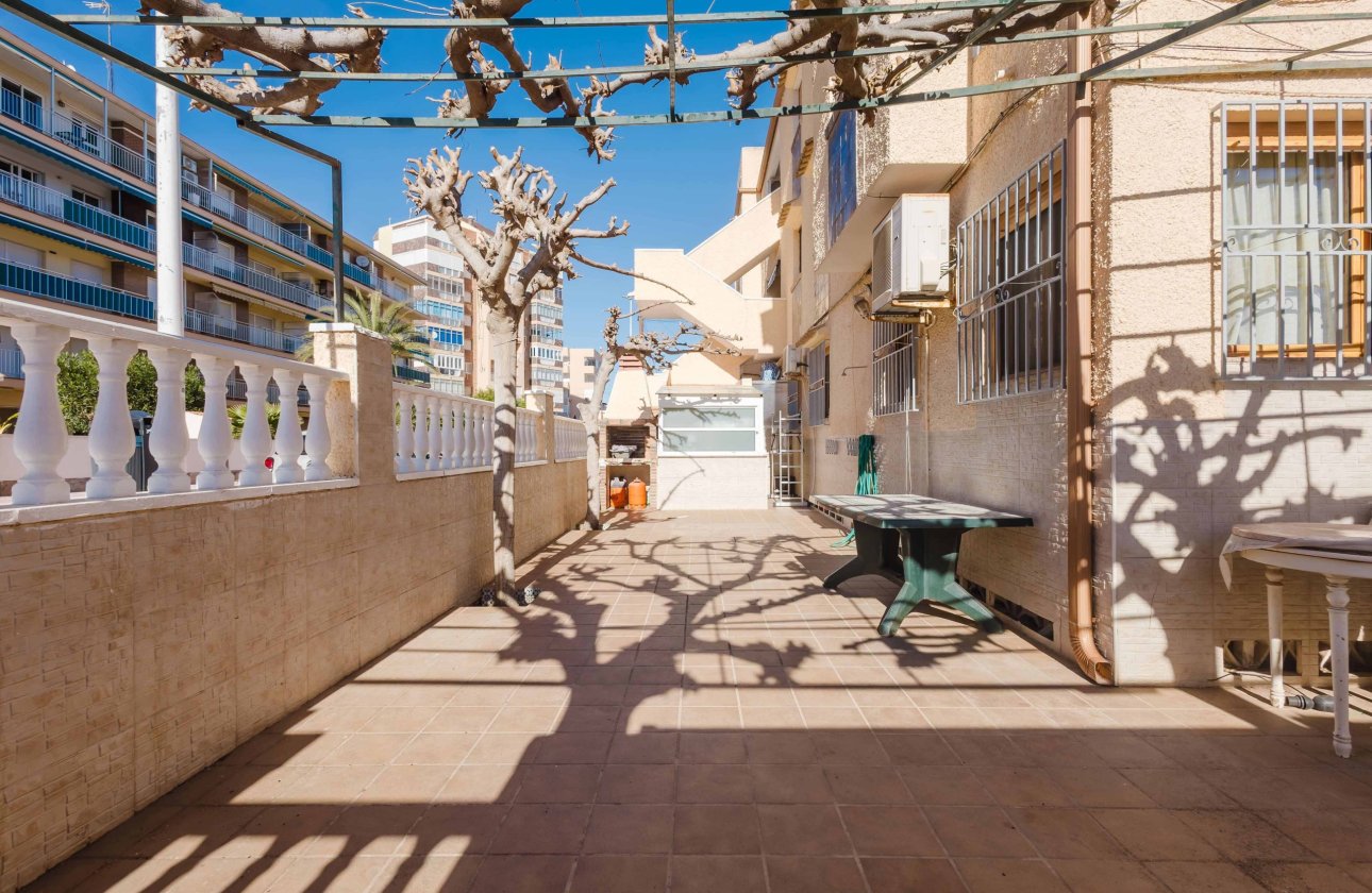 Revente - Appartement - Torrevieja - PLAYA DE LA MATA