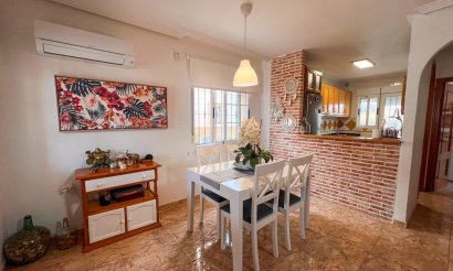 Revente - Villa - Guardamar del Segura - El Raso