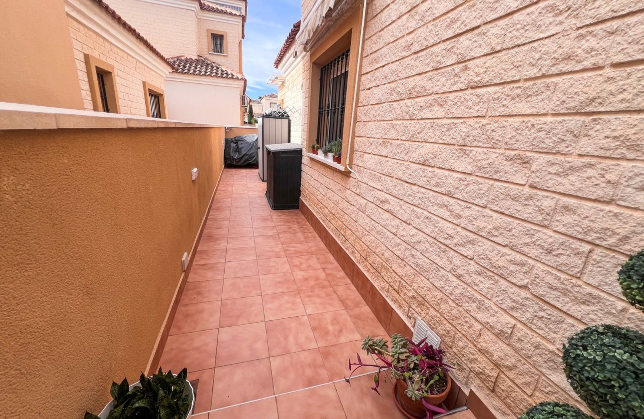 Revente - Villa - Guardamar del Segura - El Raso