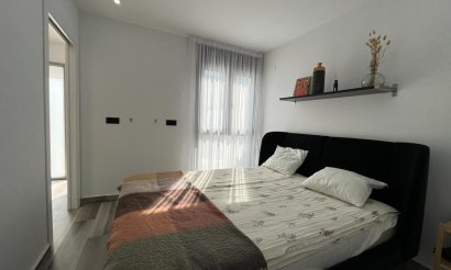 Resale - Villa - Los Balcones