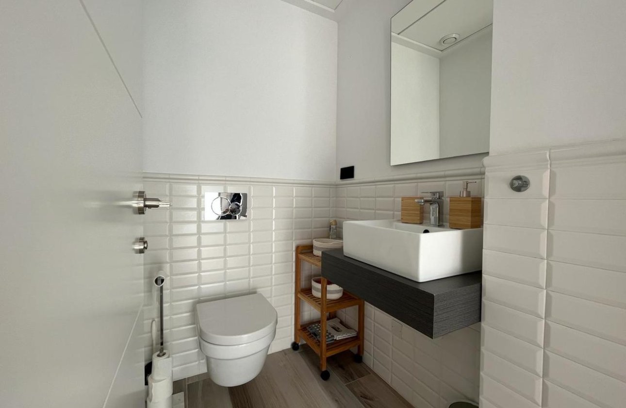 Resale - Villa - Los Balcones