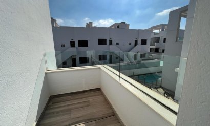 Resale - Villa - Los Balcones