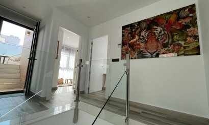 Resale - Villa - Los Balcones