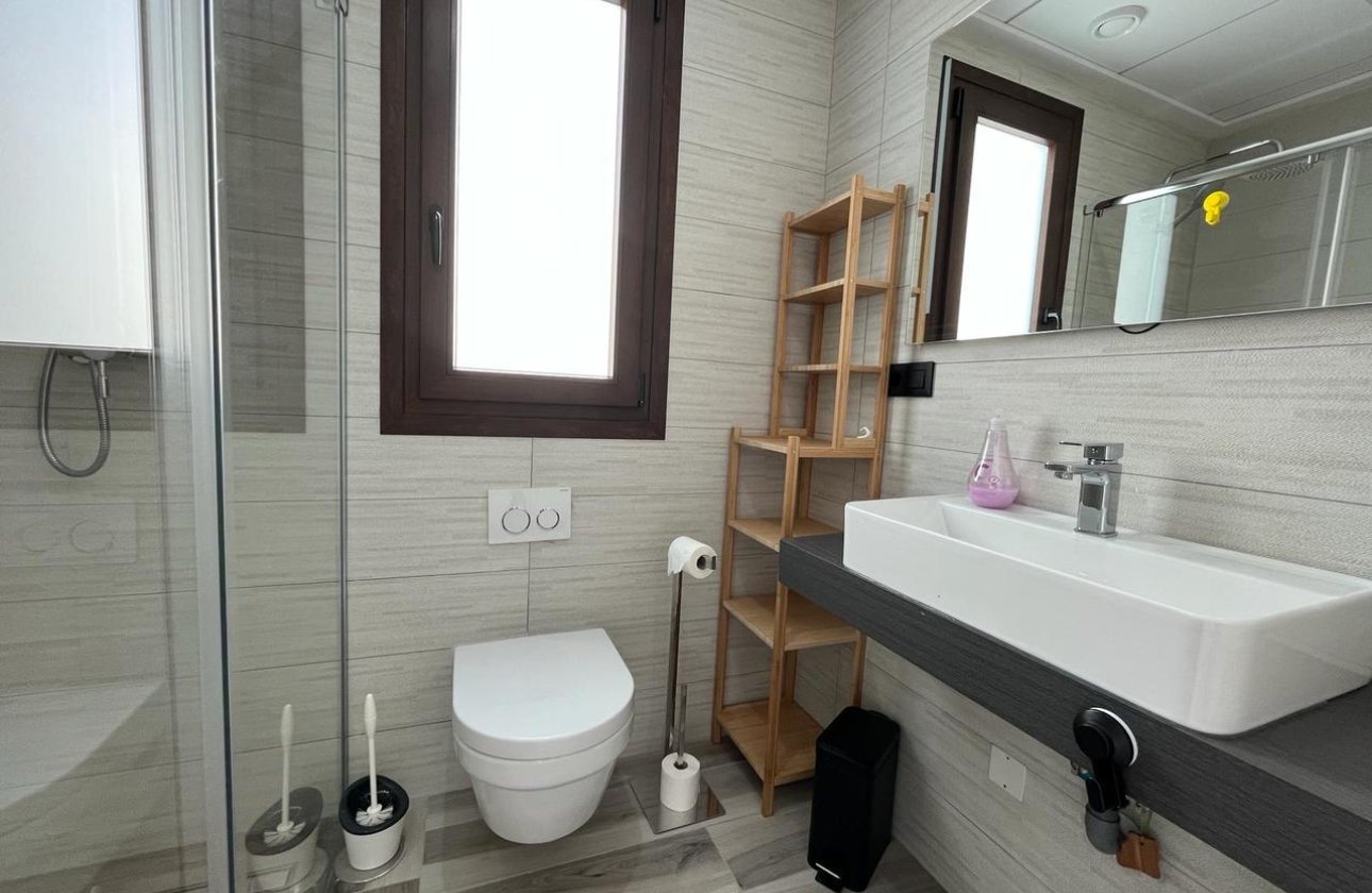 Resale - Villa - Los Balcones