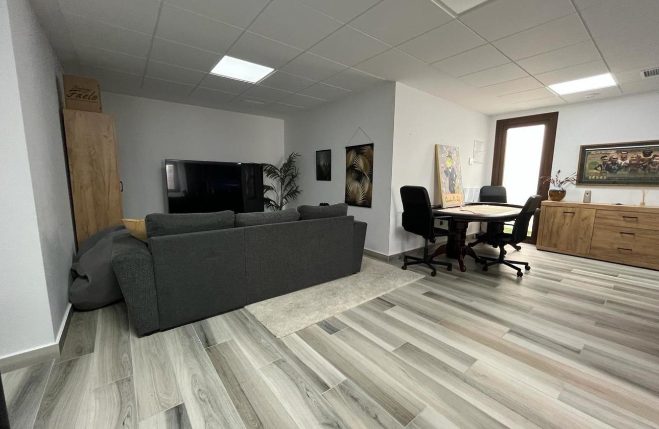 Resale - Villa - Los Balcones