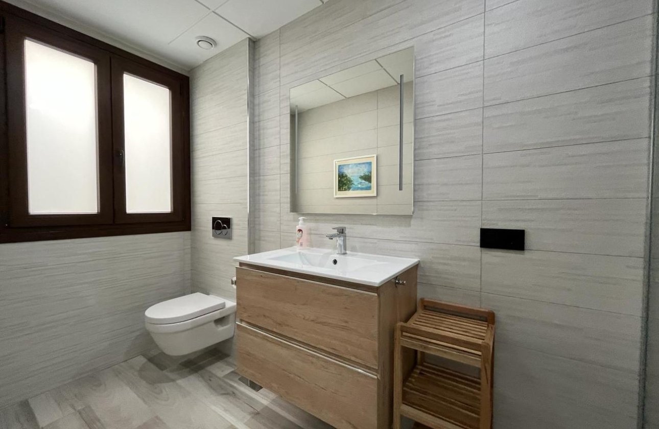 Resale - Villa - Los Balcones