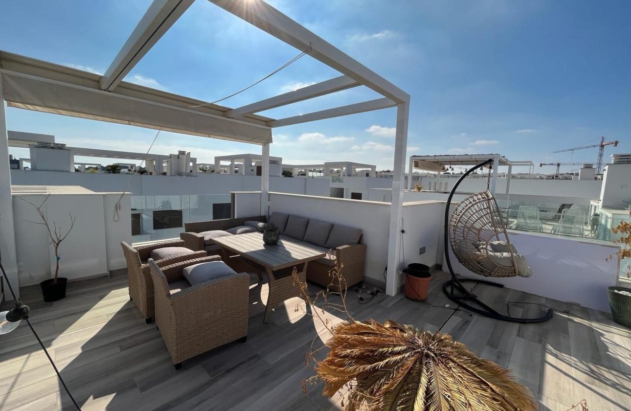 Resale - Villa - Los Balcones