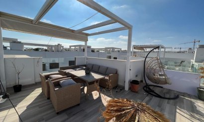 Resale - Villa - Los Balcones