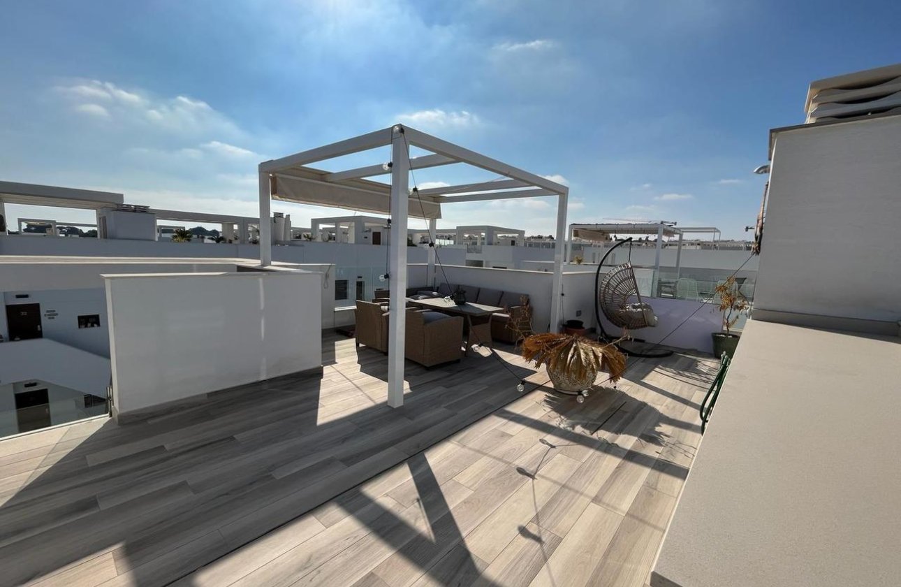 Resale - Villa - Los Balcones