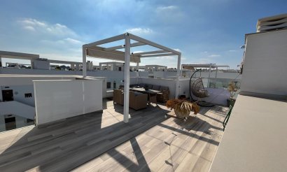 Resale - Villa - Los Balcones