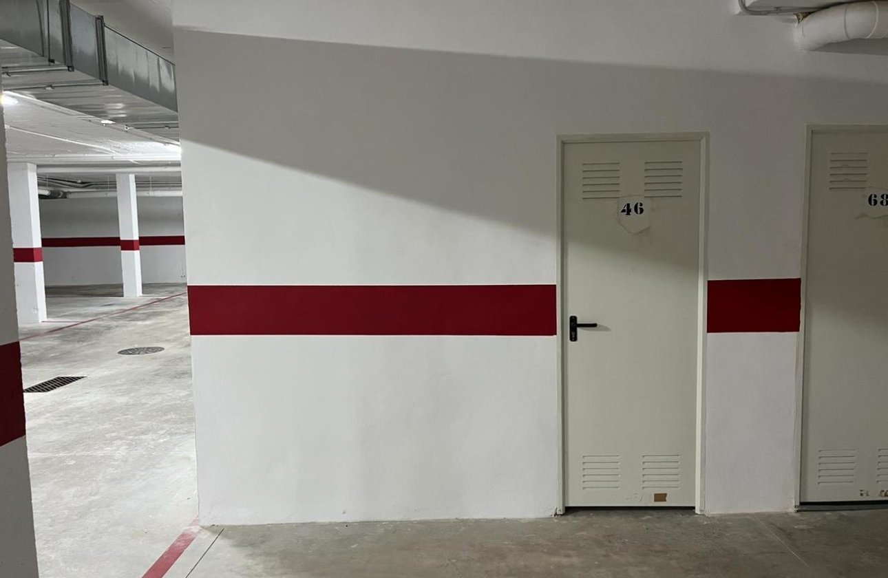 Resale - Villa - Los Balcones