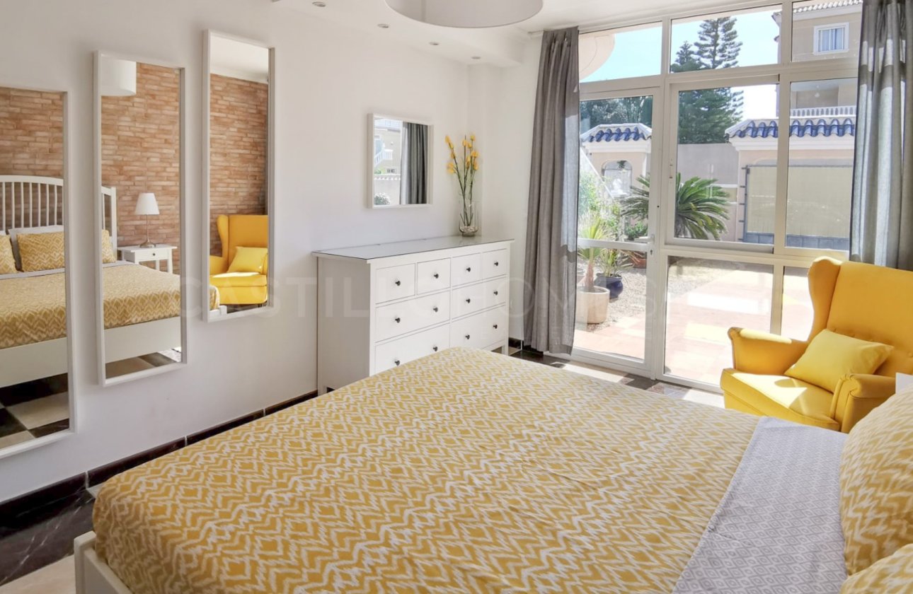 Revente - Villa - Orihuela Costa - Los Altos