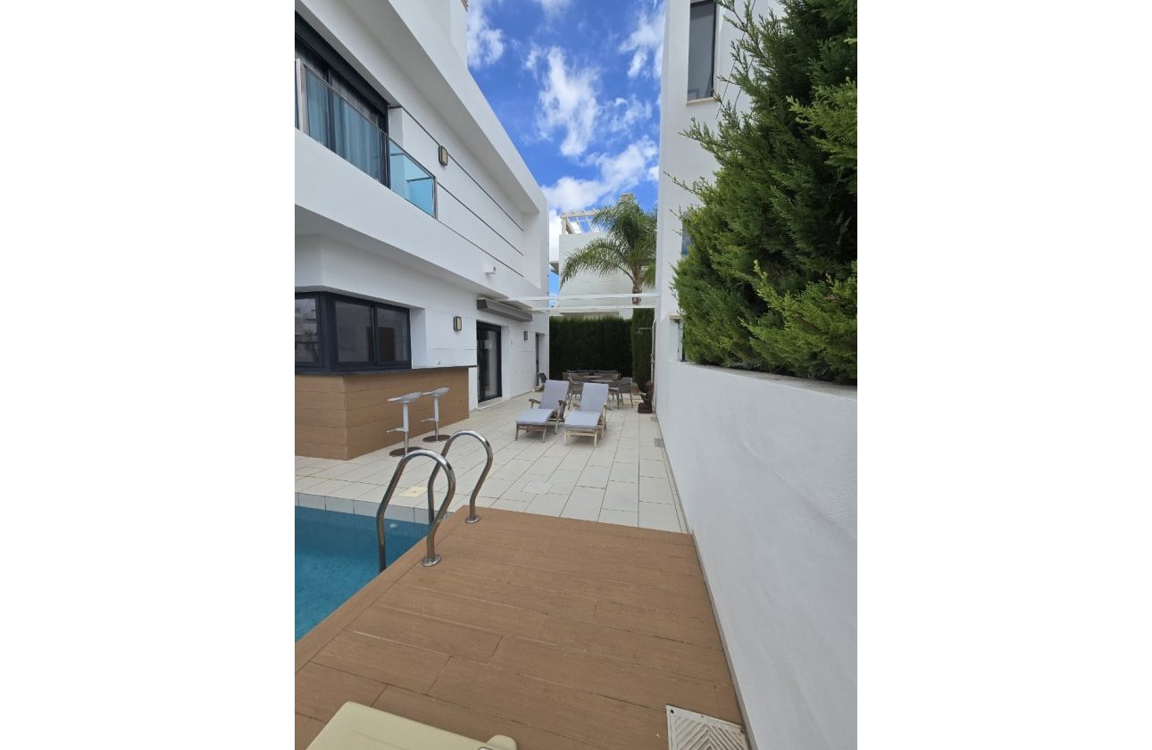 Reventa - Villa - Ciudad Quesada