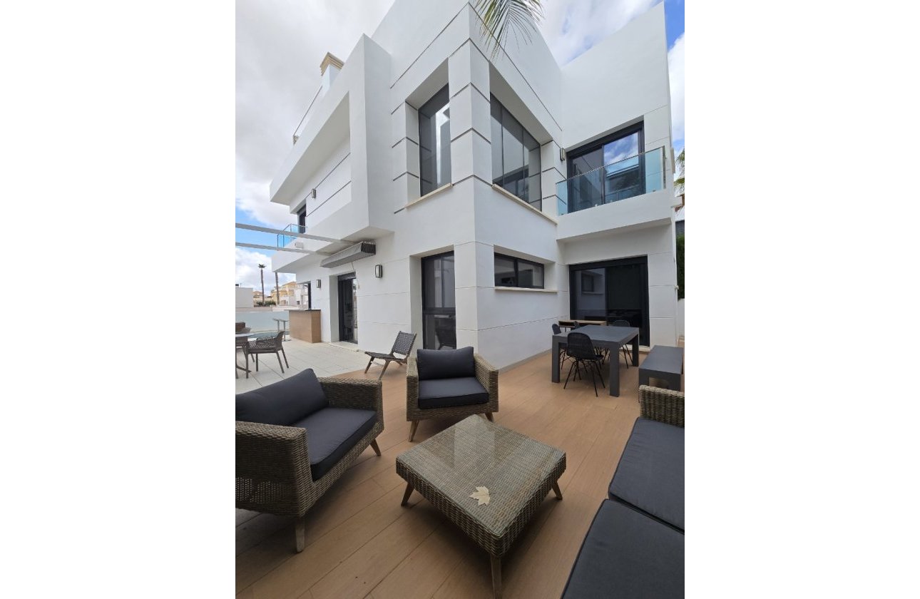 Reventa - Villa - Ciudad Quesada