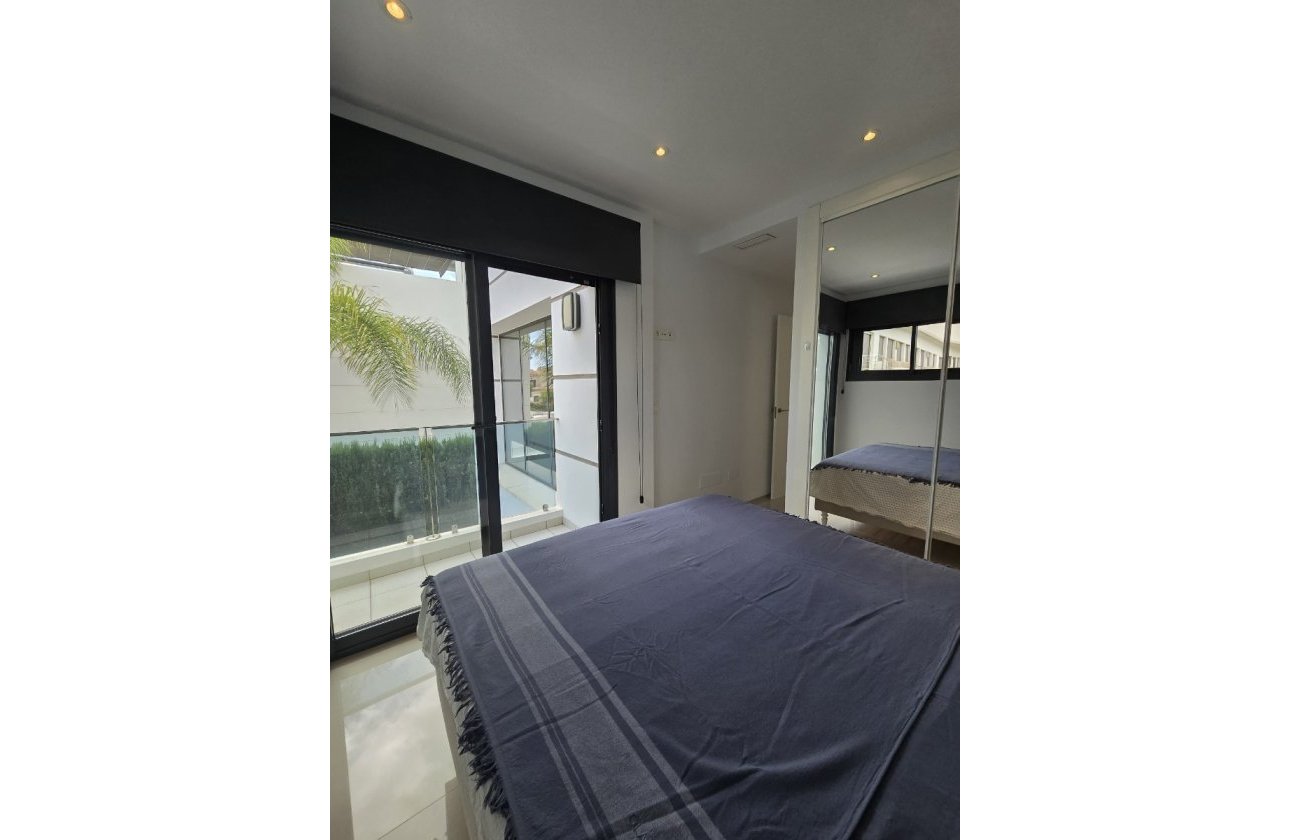 Reventa - Villa - Ciudad Quesada