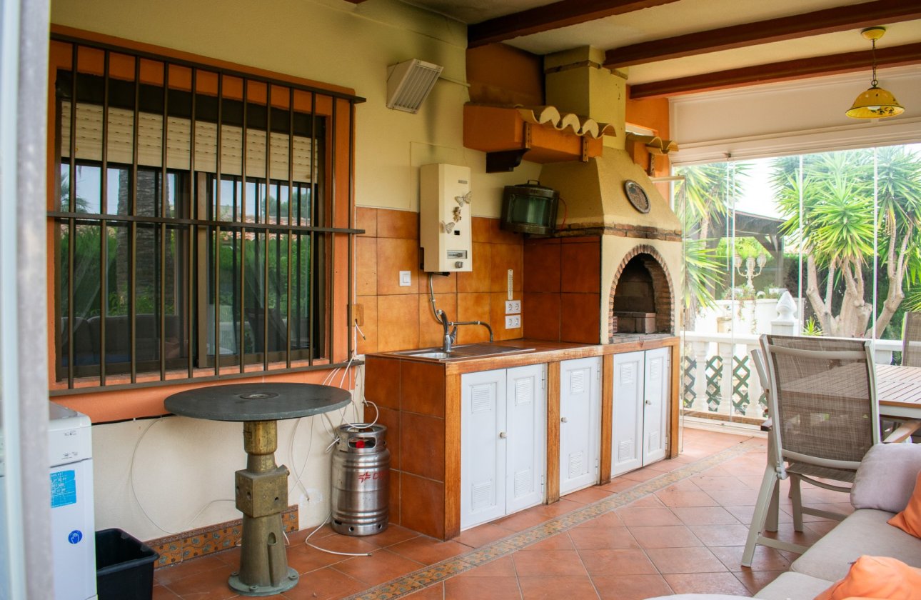 Revente - Villa / Semi detached - Orihuela Costa - MUY CERCA DE LA PLAYA