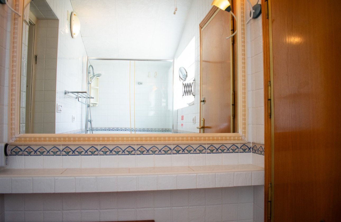 Revente - Villa / Semi detached - Orihuela Costa - MUY CERCA DE LA PLAYA