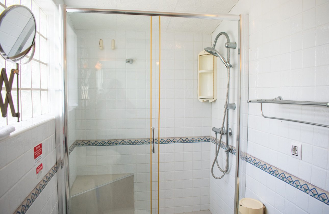 Revente - Villa / Semi detached - Orihuela Costa - MUY CERCA DE LA PLAYA