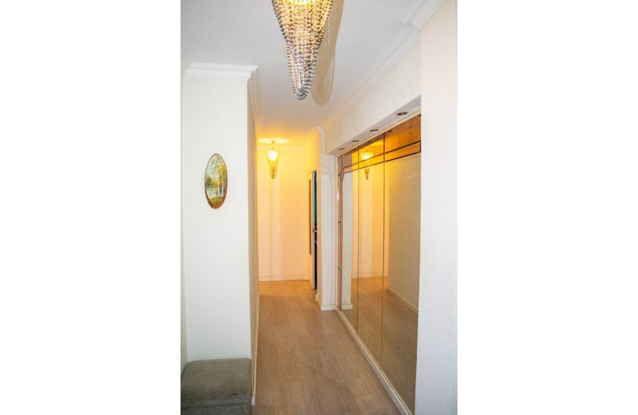 Revente - Appartement - Torrevieja - Torrevieja Centro