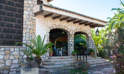 Resale - Villa - Alicante - Albufereta