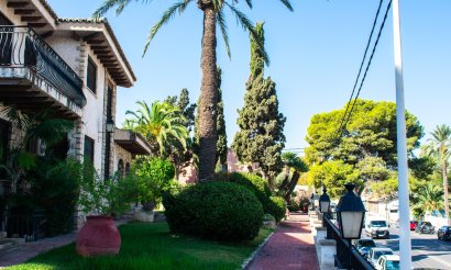 Resale - Villa - Alicante - Albufereta