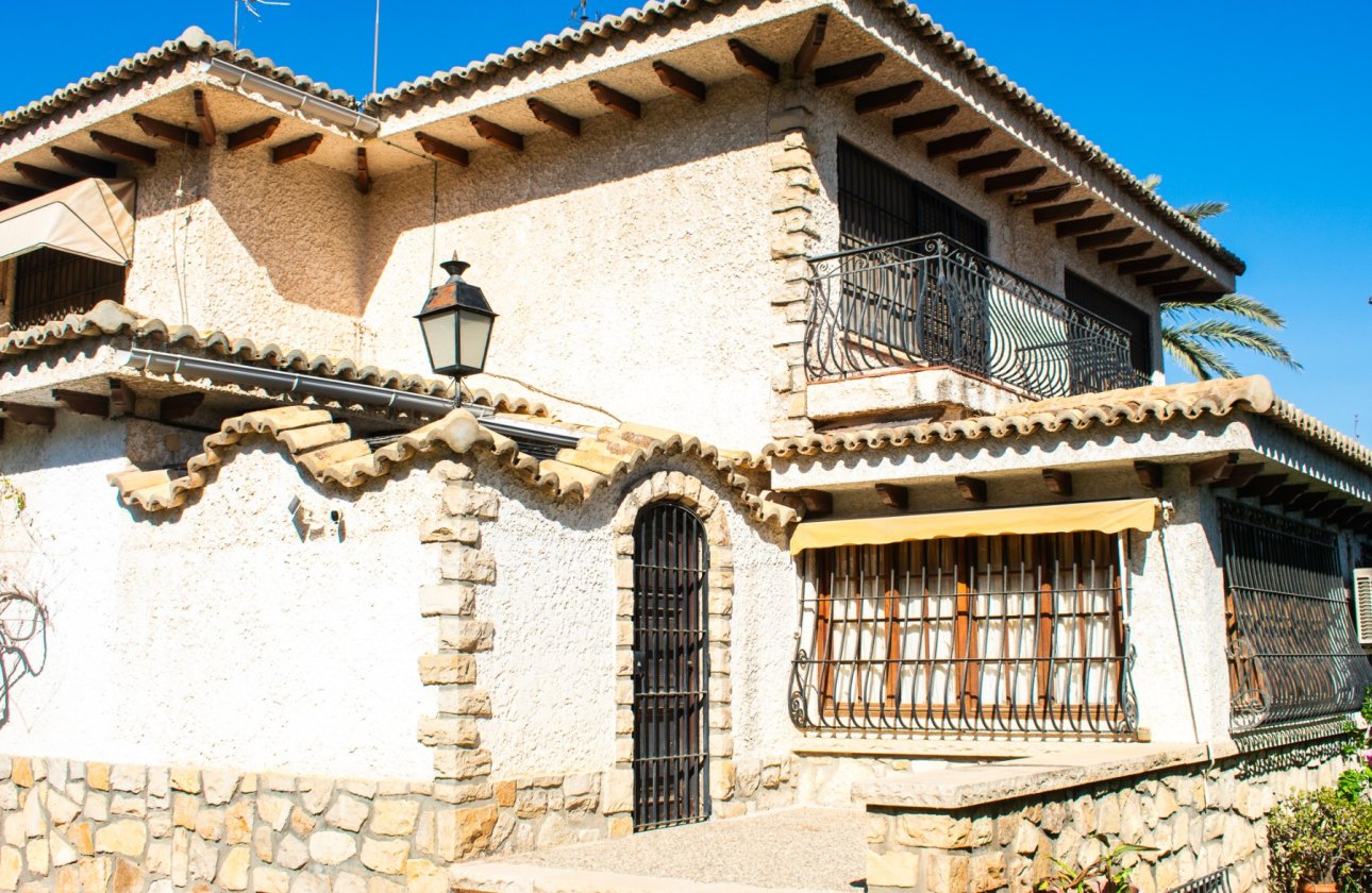 Resale - Villa - Alicante - Albufereta