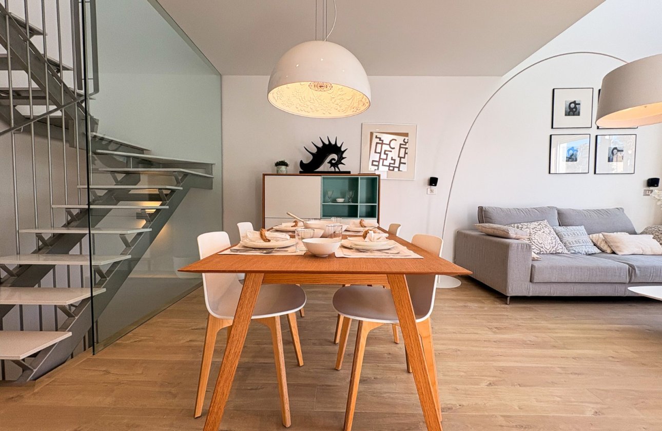 Resale - Villa / Semi detached - Ciudad Quesada