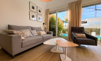 Resale - Villa / Semi detached - Ciudad Quesada