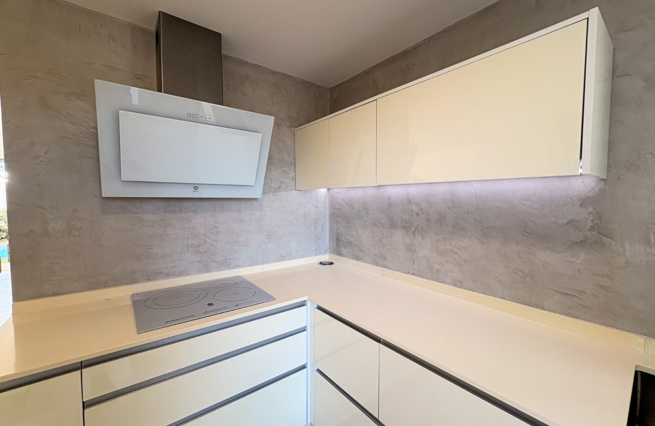 Resale - Villa / Semi detached - Ciudad Quesada