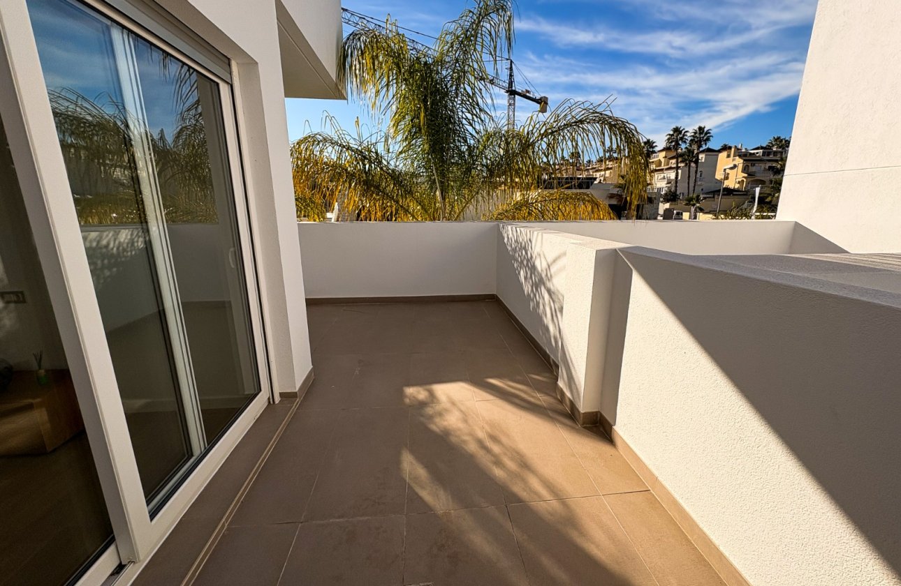 Resale - Villa / Semi detached - Ciudad Quesada